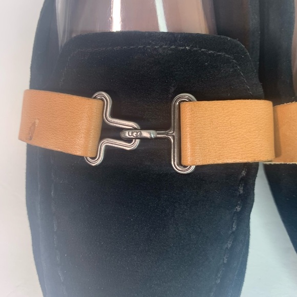 UGG Black and Tan Women's Loafers - Picture 3 of 10